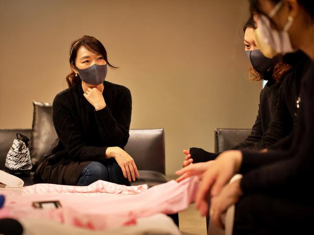 画像: 淡いピンクって大人の男性って感じがいい