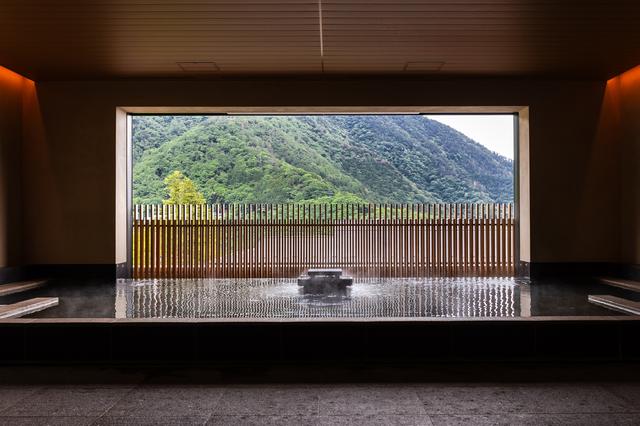 画像: 展望露天風呂「明星」