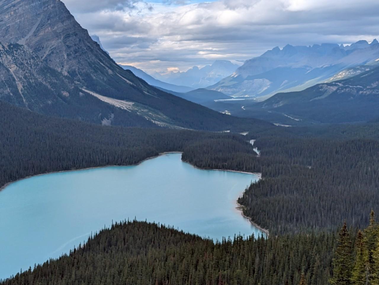 画像: ペイトー湖