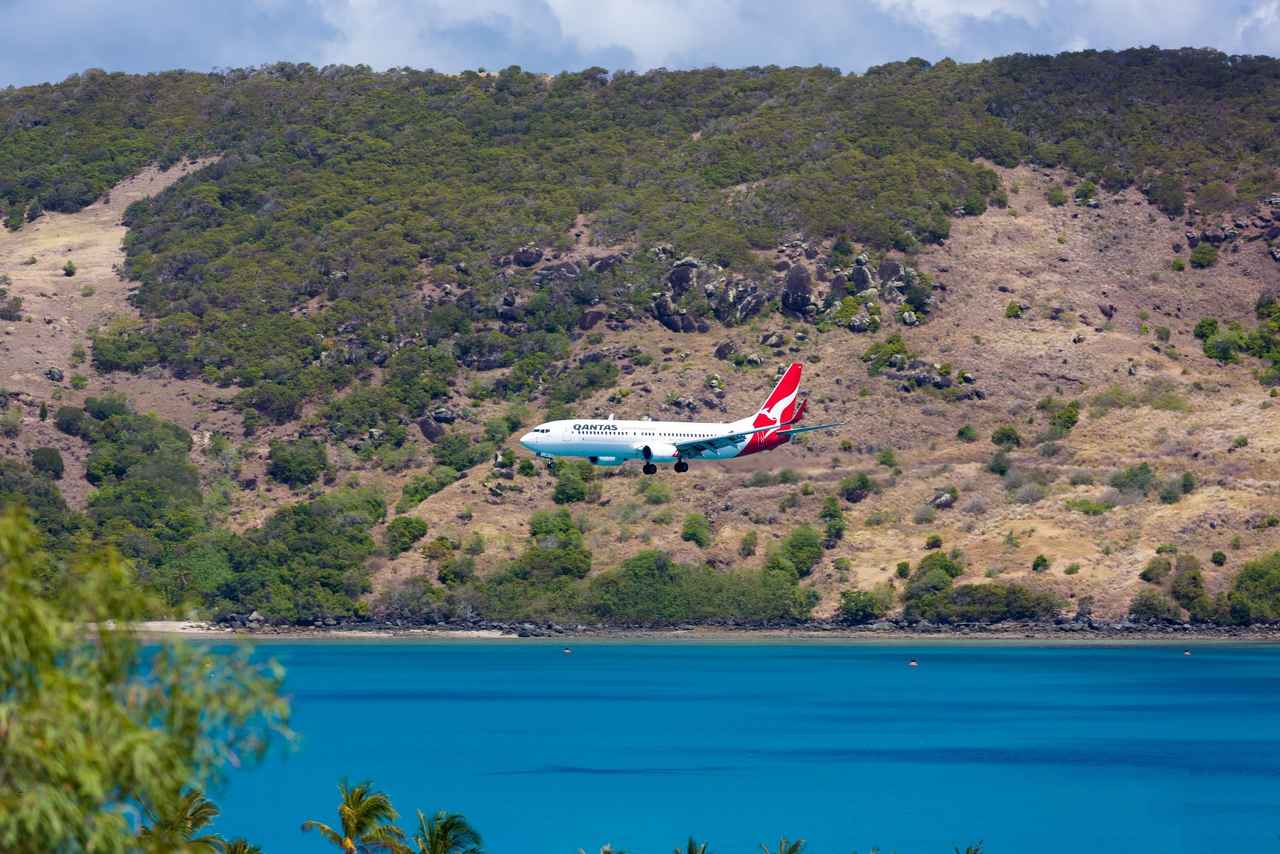 画像: カンタス航空を利用すれば、三大都市シドニー、メルボルン、ブリスベンから直行便でアクセスできる