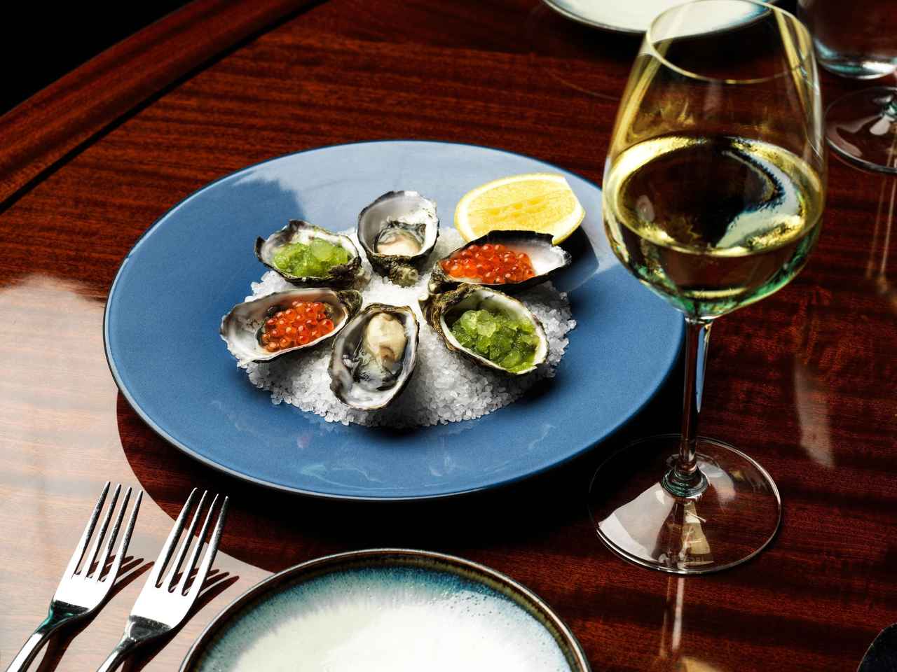 画像: 新鮮はシーフードは、自慢のオーストラリアワインとともに！