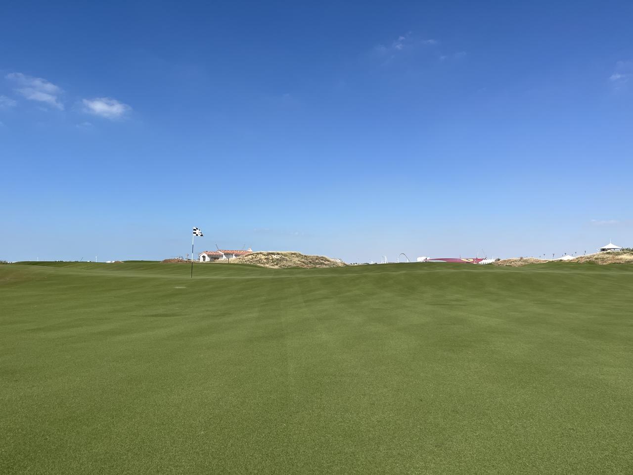 画像5: 年末年始【9日間4プレー】イタリア客船でドバイ、アブダビ、マスカット、ドーハを巡るクルーズ＆ゴルフ9日間（添乗員同行／一人予約可能）