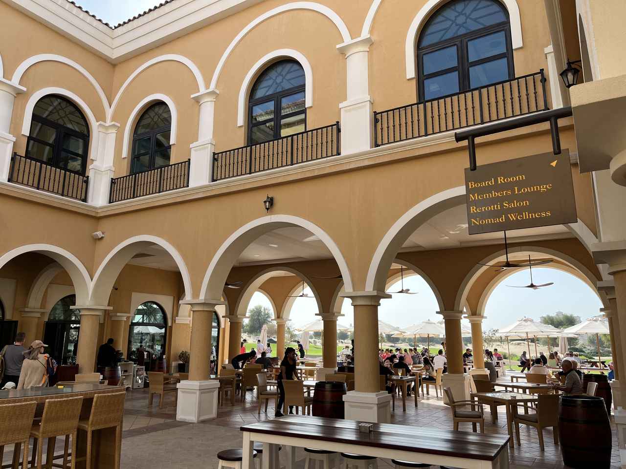 画像7: 年末年始【9日間4プレー】イタリア客船でドバイ、アブダビ、マスカット、ドーハを巡るクルーズ＆ゴルフ9日間（添乗員同行／一人予約可能）