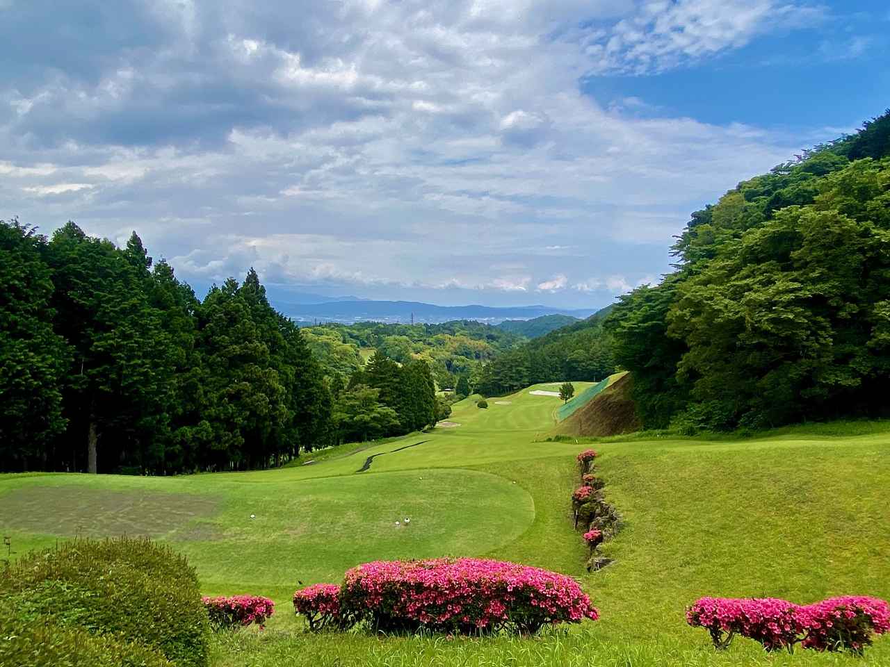 画像: 景観の良いホールが多いです。