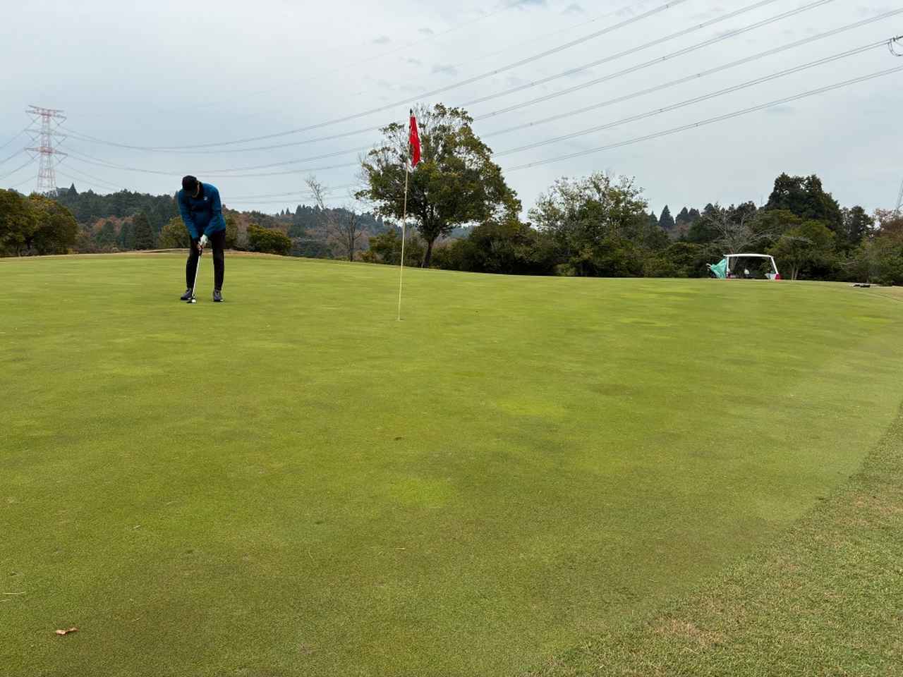 画像: 全体的にアンジュレーションがきついので、ロングパットの読みは慎重にしたい