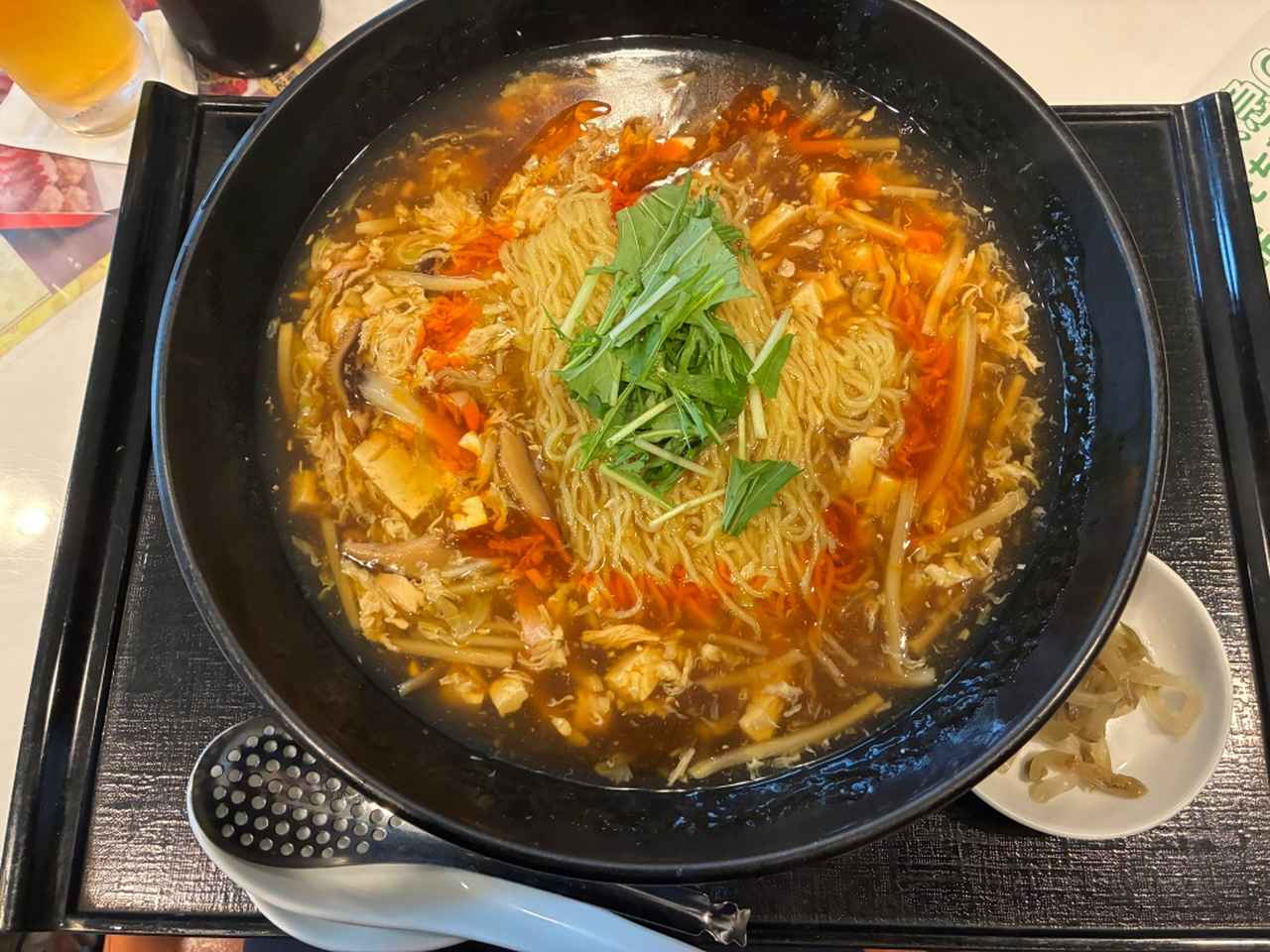 画像: 「ボリューム満点でとろける餡が麺に絡む！」変わらない伝統の味スーらータンメン（1980円）