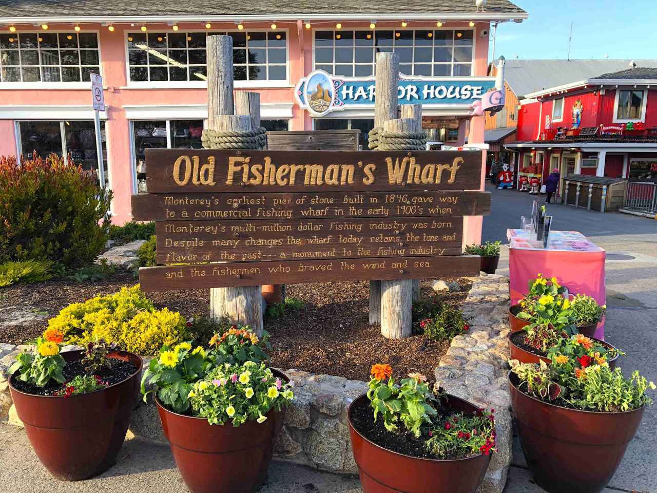 画像: 1845年に建設された、歴史あるフィッシャーマンズ ワーフ