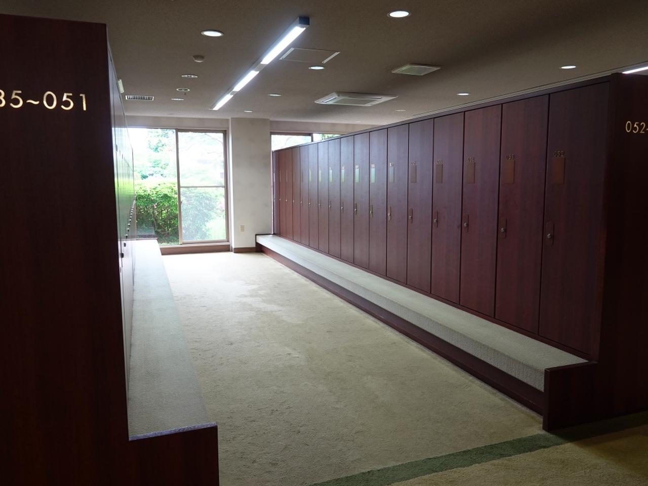 画像: ロッカールーム（男性用）