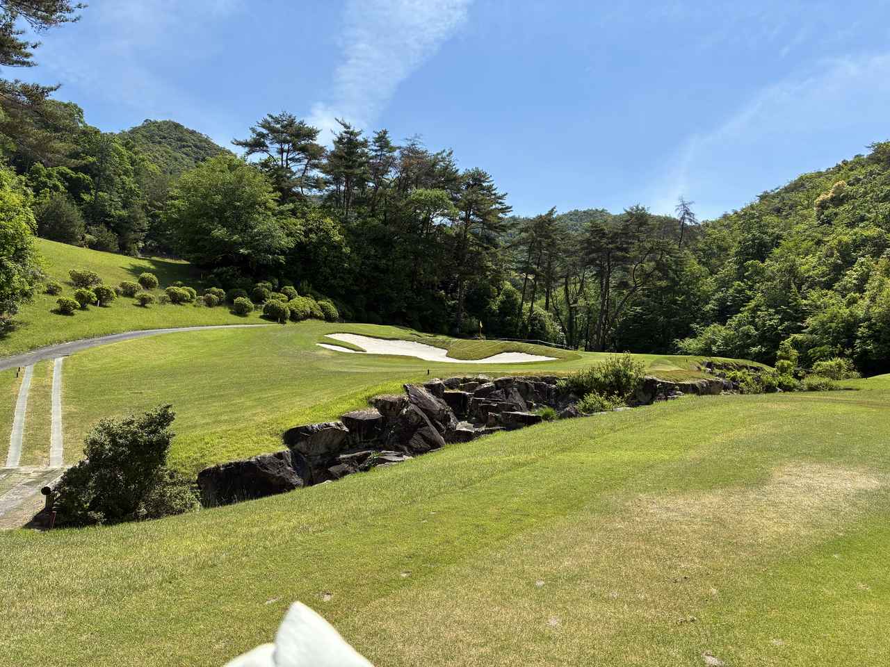 画像: 11番　PAR5　549Y（BACK）　グリーンをクリークが囲むロングホール
