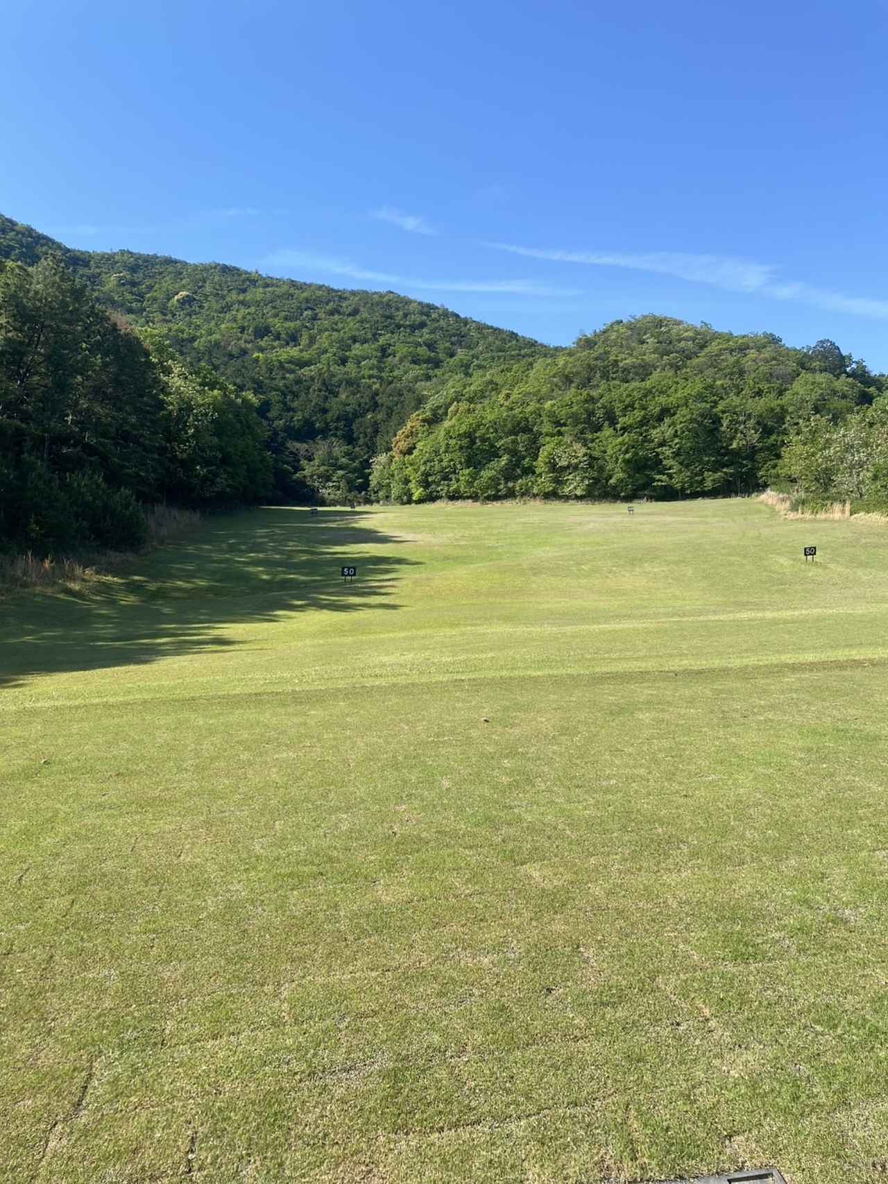 画像: 練習場は広大でノビノビ打てます！