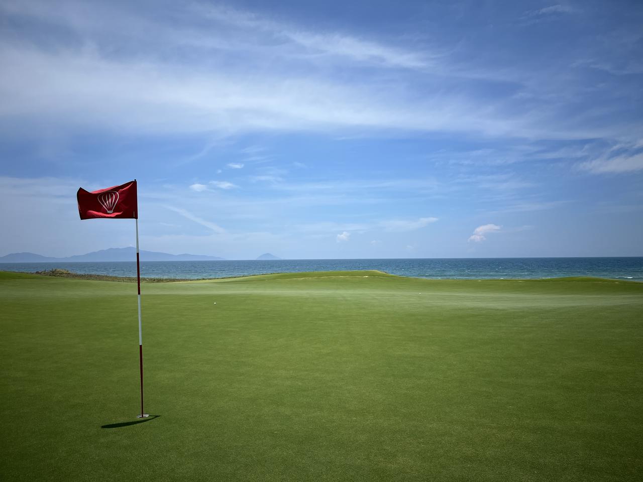 画像1: 息を呑む絶景のシーサイド・リンクスHoiana Shores Golf Club