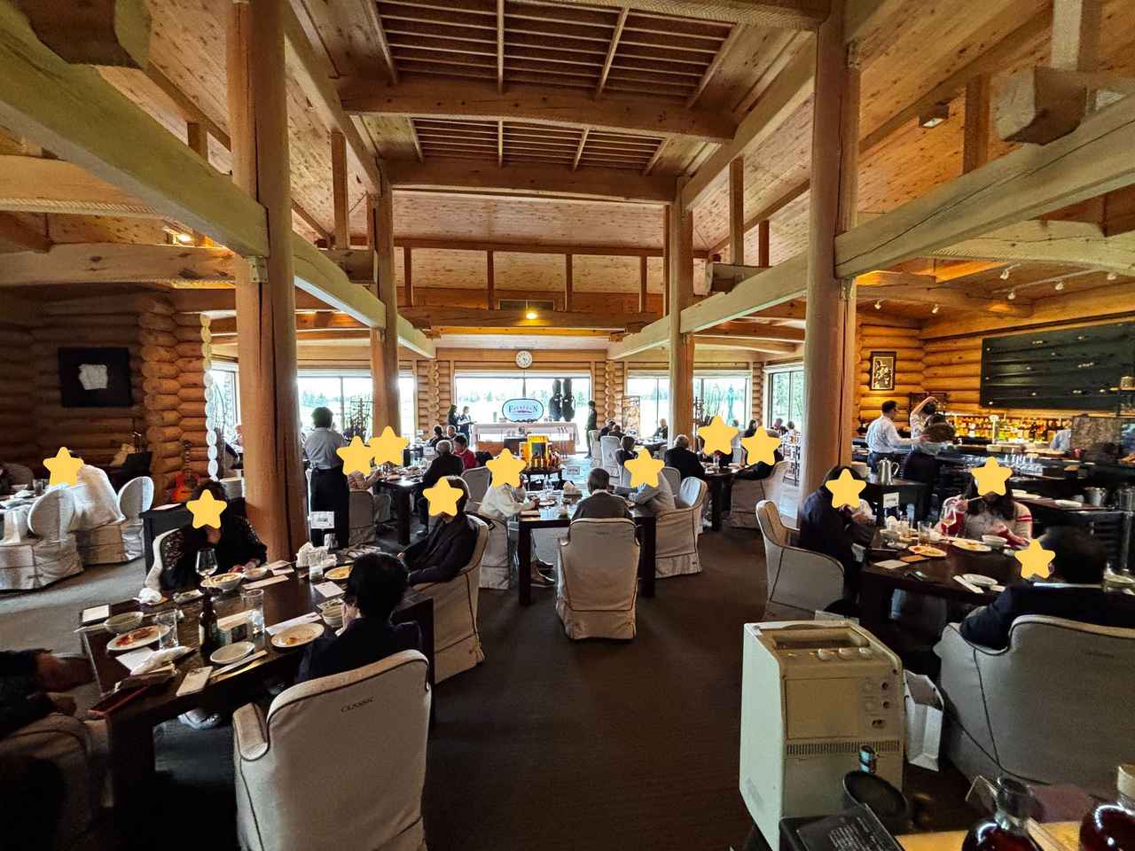 画像: プレー後は、クラブハウスレストランで北海道の美食を堪能