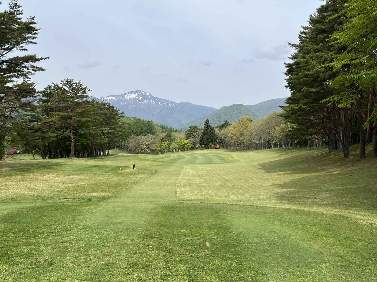 画像: 那須連山に囲まれた高原リゾートコース