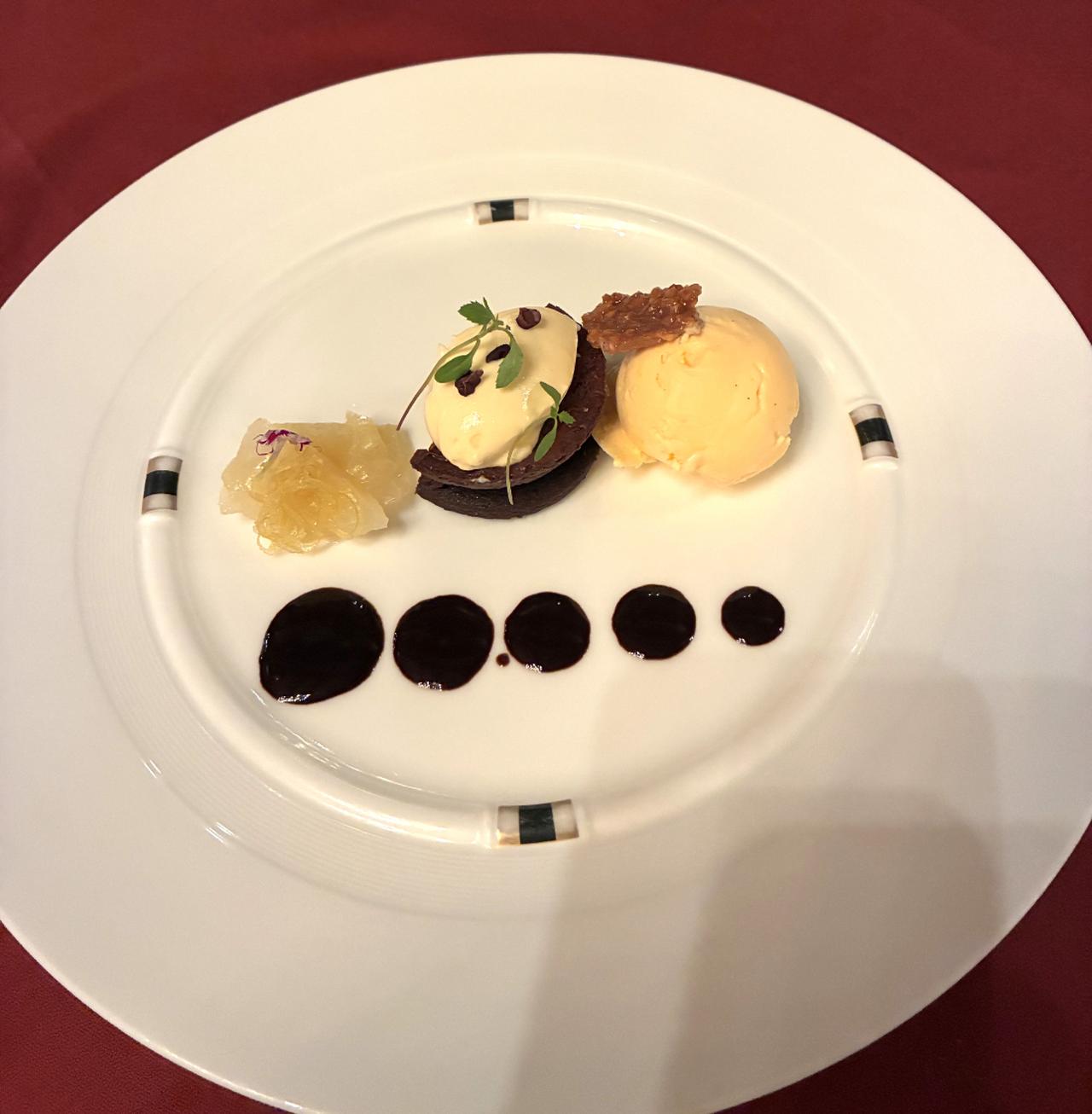 画像: 五感で楽しめる料理の数々