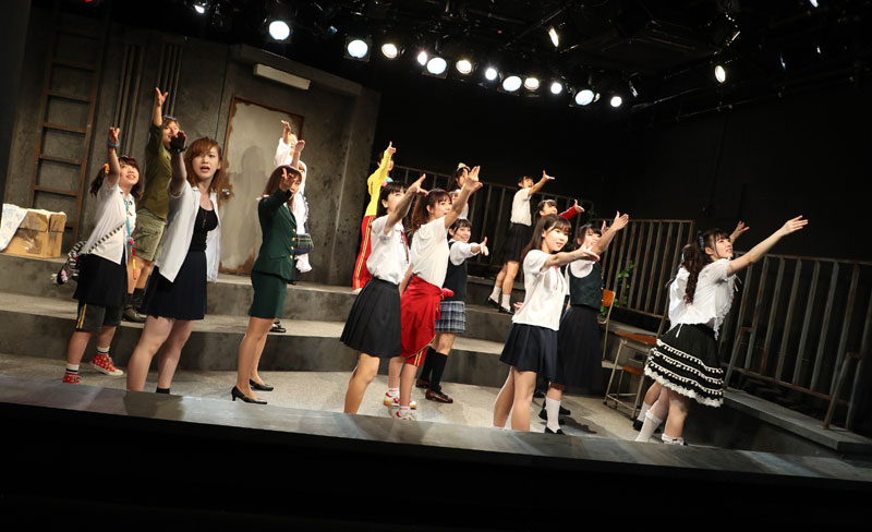 画像 : 37番目の画像 - 「アリスインプロジェクト最新舞台「アリスインデッドリースクール 楽園」、新演出を得てまったく別の作品に生まれ変わって、本日より8/19まで上演」のアルバム - Stereo Sound ONLINE