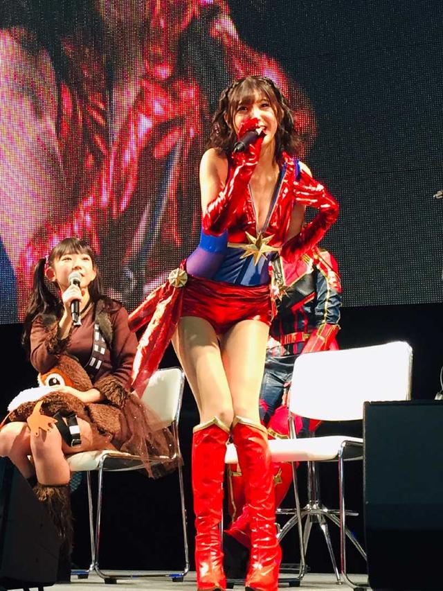 画像2: 彩川ひなの/東京コミコン2018で、ハレンチなキャプテンマーベルのコスプレ衣装を披露