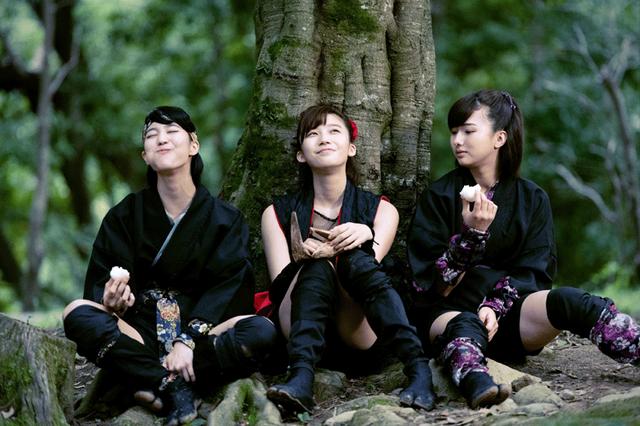 画像5: 小倉優香/初めて挑んだ本格アクションの成果を観てほしい。初主演作『レッド・ブレイド』12/15より公開