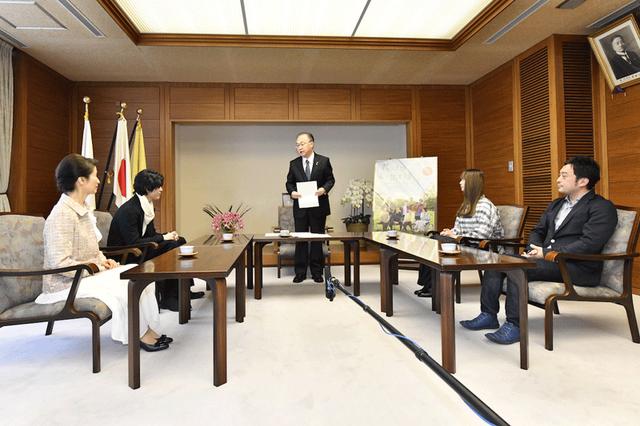 画像2: 映画『君がまた走り出すとき』、出演者らが川口市長を表敬訪問。「川口の魅力的な風景を、全国の皆さんに観ていただきたい」