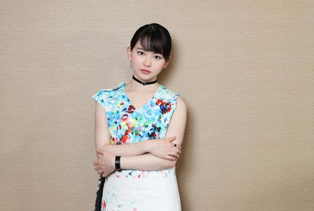 画像1: 山田杏奈/バンドの紅一点として見事な演奏&歌唱を披露。役者としても新たな一面を発揮した注目作「小さな恋のうた」が、いよいよ5/24に公開