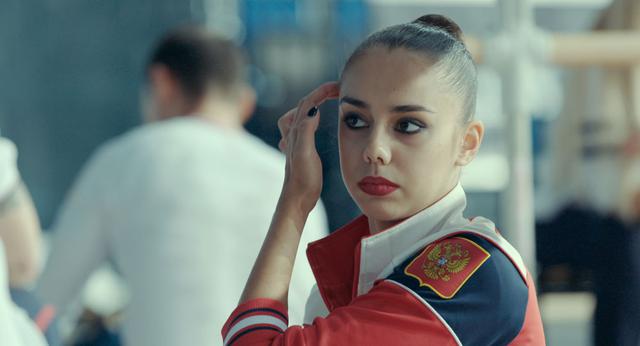 画像2: ロシア新体操の強さの秘密を描いたドキュメンタリー映画「オーバー・ザ・リミット 新体操の女王マムーンの軌跡」の特別上映会実施。フェアリージャパンPOLAメンバーは、「胸が痛くなった!」