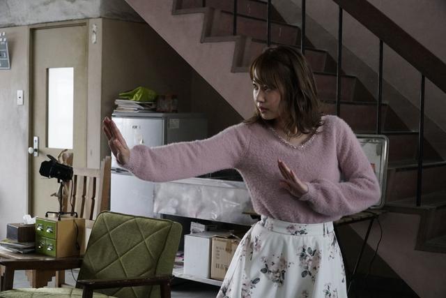 画像4: 豪華キャストが繰り広げるスラップスティック・コメディ作『ヤウンペを探せ!』がいよいよ11月20日に公開。元NMB48の門脇佳奈子も破天荒な女の子を熱演!