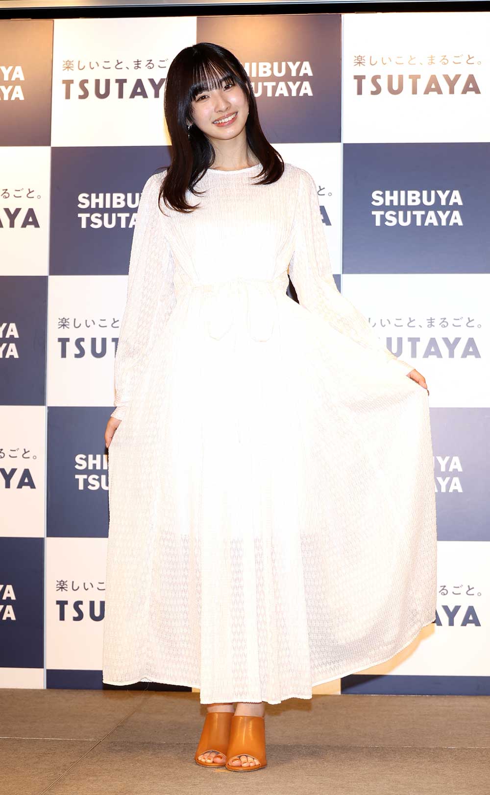 画像 : 1番目の画像 - 「STU48メンバー「沖侑果」のファ―スト写真集が発売。「大満足の写真集ができました。ギリギリに挑戦したところをたくさんの人に見てほしい」」のアルバム - Stereo Sound ONLINE