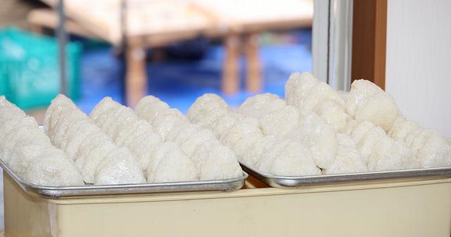 画像6: 「小林幸子」×「立浪部屋」、採れたての「子ども食堂支援米」を使ったおにぎりを、子ども食堂に提供