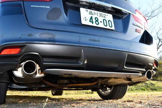 画像: レヴォーグSTIスポーツには大型マフラーカッターが装備される