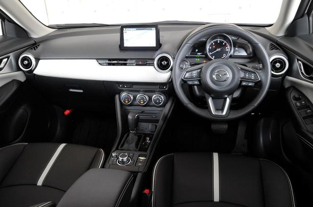 画像: 高級感を高められた新型CX-3のインテリア。これは特別仕様車「Exclusive Mods」