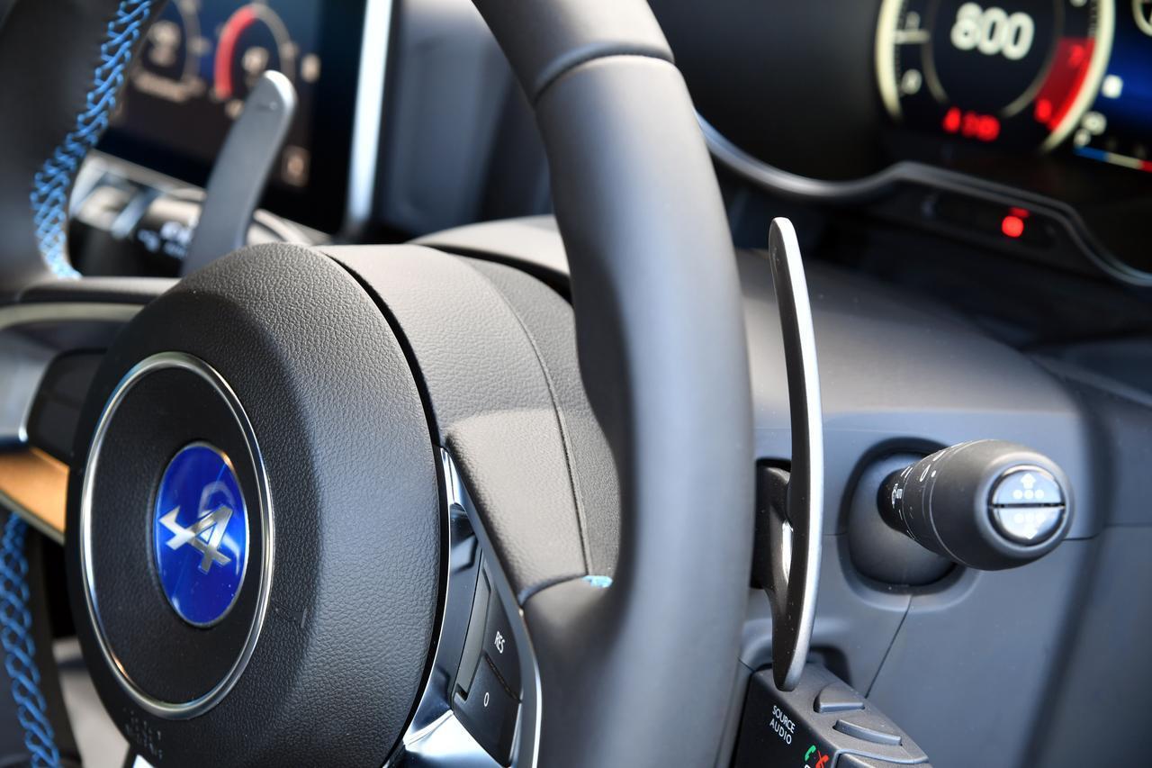 アルピーヌ A110】復活したライトウェイト‟フレンチ”スポーツカーが