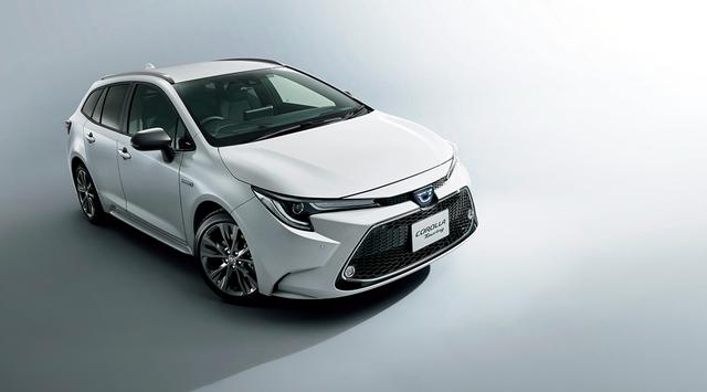 画像: ワゴンタイプのカローラツーリングHYBRID W×B。