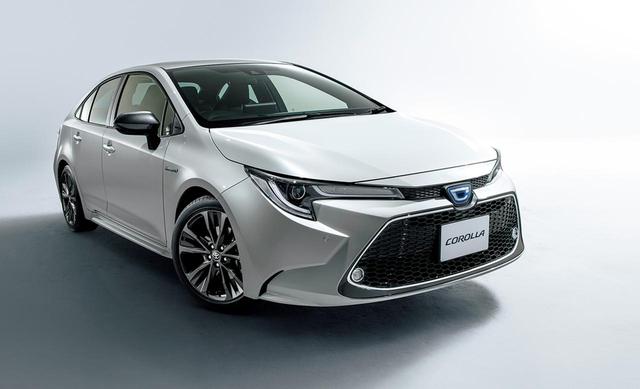 画像: トヨタ新型カローラ。セダンタイプのカローラHYBRID W×B。