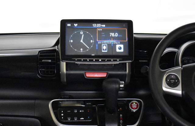 画像: 11インチのDAF11Vの車両装着イメージ(画像はホンダN BOX)。