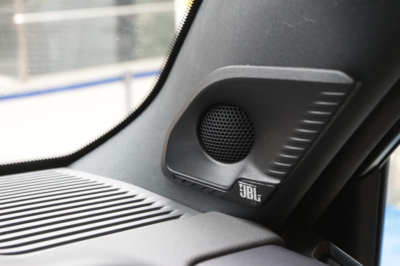 画像7: 純正3台、カスタム1台のカーオーディオデモンストレーション。時間をかけてすべてを聴き比べる、OTOTEN2025にはその価値があるクルマが並ぶ