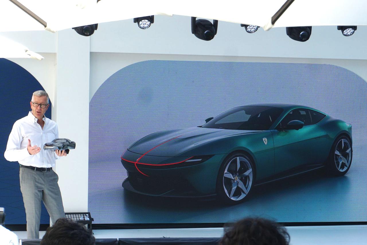 画像: 「アマルフィ」についてプレゼンするカランド氏