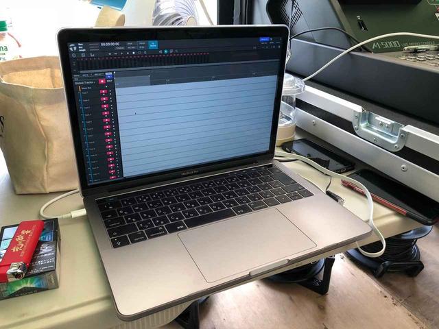 画像: レコーディング・ソフトウェアとして使用された「Waves Tracks Live」