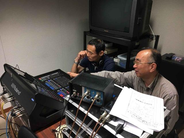 画像: 大きな現場用中継卓としてM-5000Cを導入