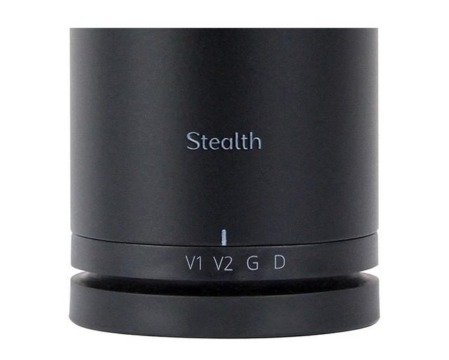 画像: 「Stealth」の大きな特徴であるボイスパターン選択。それぞれの特性は、内蔵のディスクリート回路によって変化する