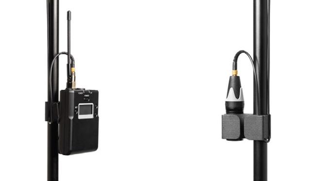 画像: 左:ボディパック型送信機使用時 右:付属のXLR 変換アダプター使用時