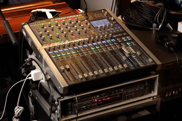 画像: PAコンソールは、Soundcraft Si Performer 1