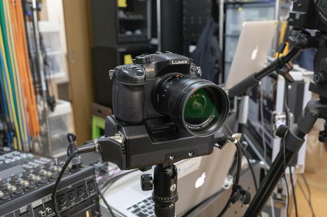 画像: ミラーレス一眼レフのパナソニック LUMIX AG-GH4U