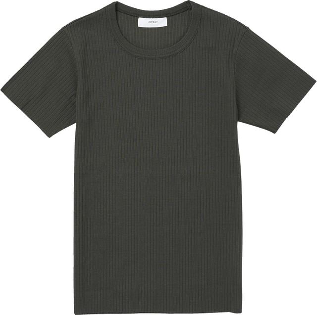 画像4: 意外と使える秋Tシャツ
今シーズン最後のカットソー買いはコレ!