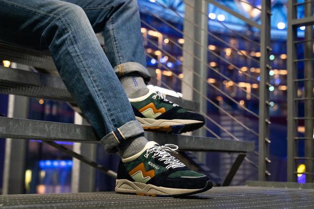 画像2: リバイバルブレイクのスニーカー KARHU(カルフ) フィンランドの夜空のスペシャルパック