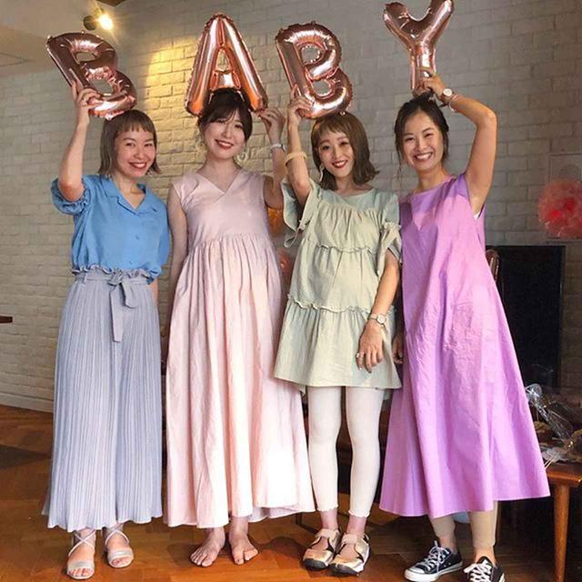 画像5: 花柄もグリーン系多め。ビンテージ風な落ち着いたトーンのフラワーピリントを着こなすがトレンド。