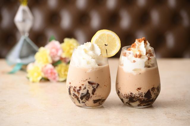 画像1: 夏仕様にアレンジした2種の“コーヒーフローズン”を提供
