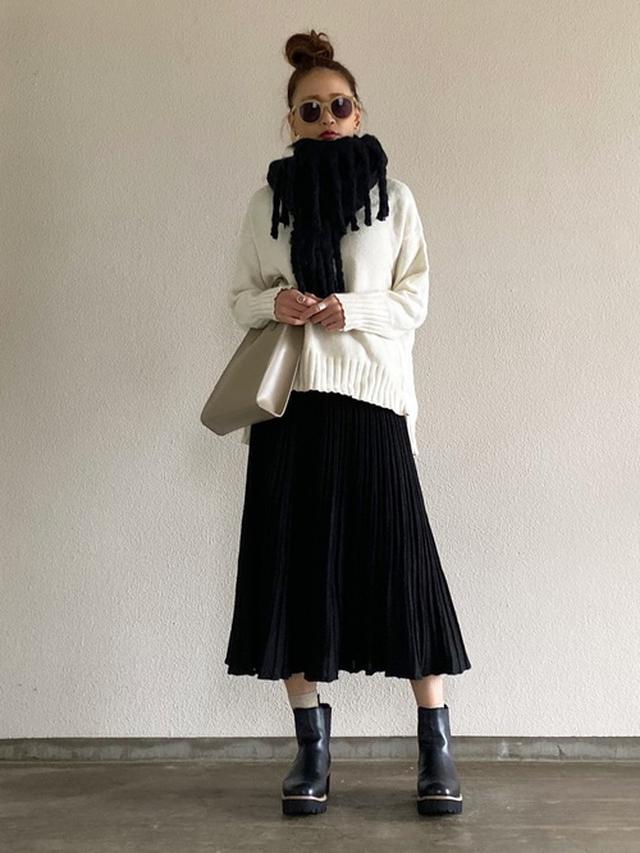 画像: 【Auntie Rosa Holiday】ボリュームフリンジマフラー2,420円