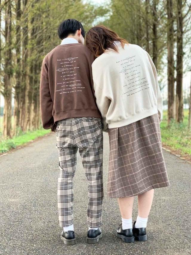画像: お揃いスエットで仲良し度UP