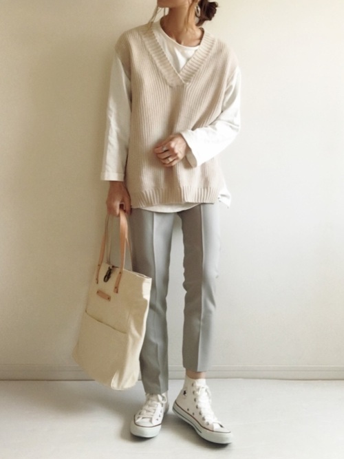 画像2: ワイドパンツ→スラックスのすっきりスタイルで春モード!