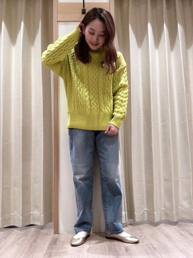 画像: イエローで顔まわりを明るく