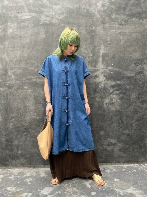 みんなの視線を奪っチャイナ Chinaアイテムで作る今っぽコーデ Senken Trend News 最新ファッションニュース